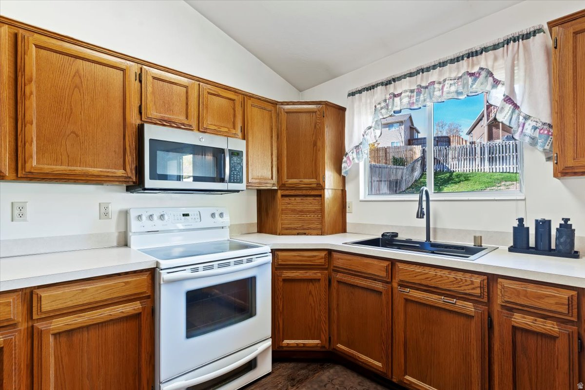 QUAIL POINT - Residential