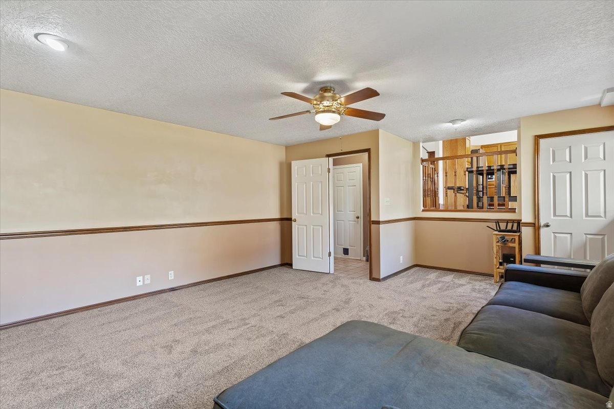 QUAIL POINT - Residential