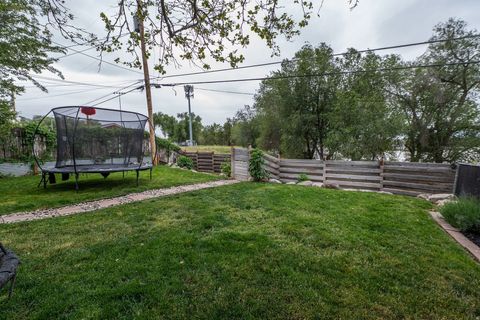 Tiny photo for 181 S COUNTRY CLUB DR E, South Ogden, UT 84405 (MLS # 2159201)