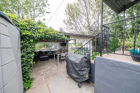 Tiny photo for 181 S COUNTRY CLUB DR E, South Ogden, UT 84405 (MLS # 2159201)