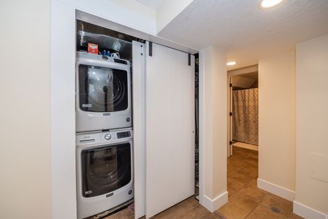 Tiny photo for 181 S COUNTRY CLUB DR E, South Ogden, UT 84405 (MLS # 2159201)