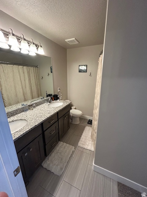 KNUDSON CROSSING - Residential