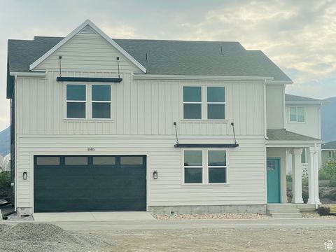 Photo of 845 S GREENWAY DR, Springville, UT 84663 (MLS # 2105438)