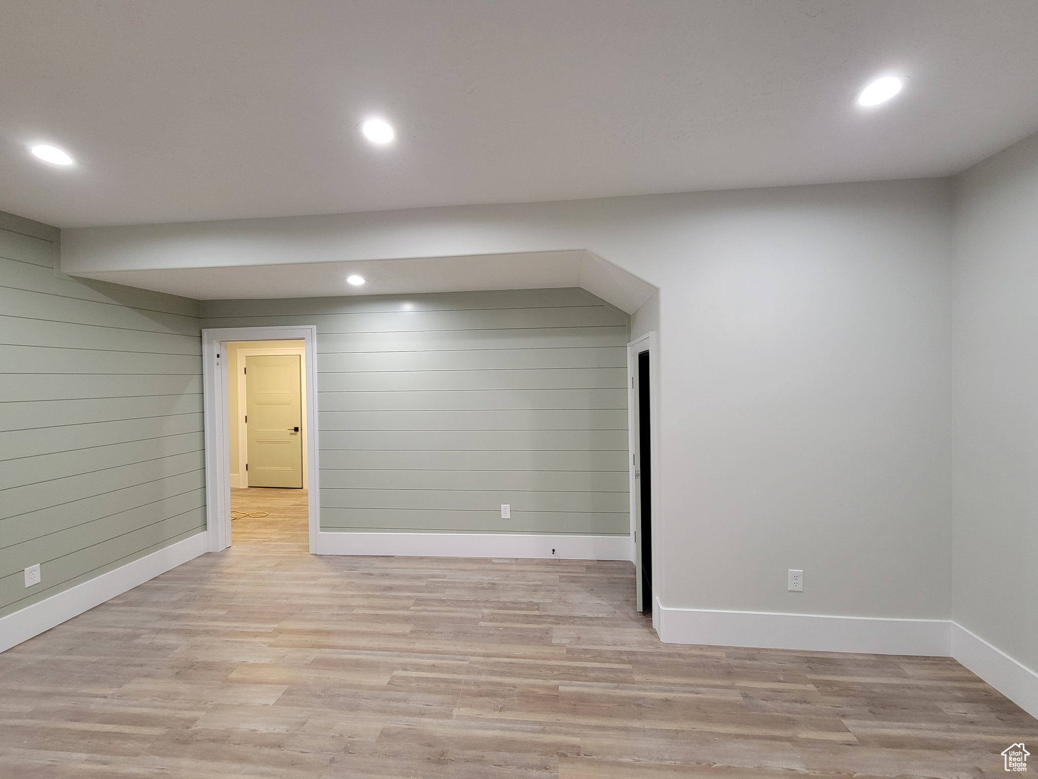 PARK - Commercial Lease