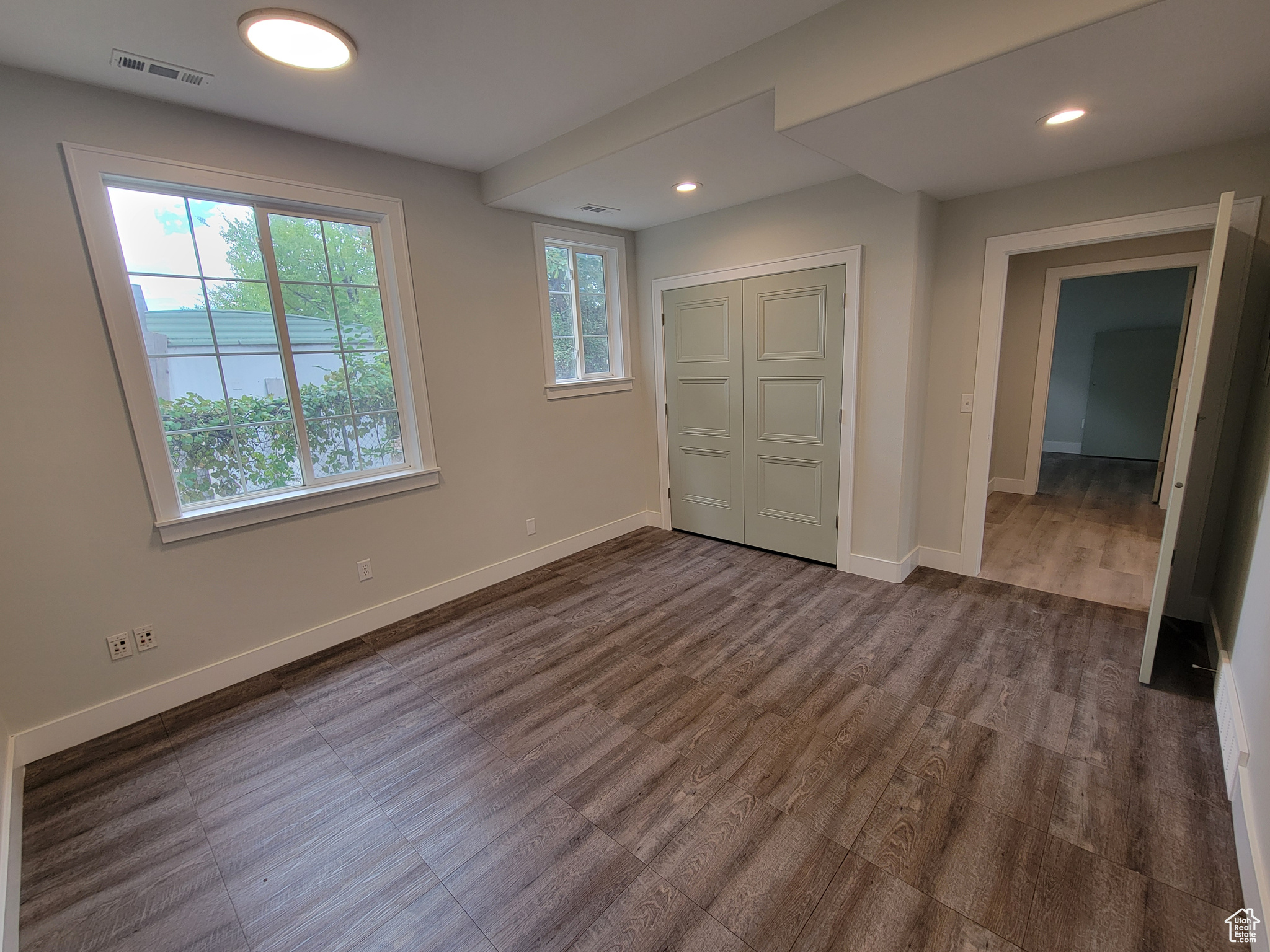 PARK - Commercial Lease