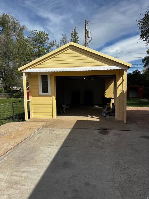 Tiny photo for 698 MAPLE ST, Ogden, UT 84403 (MLS # 2157747)