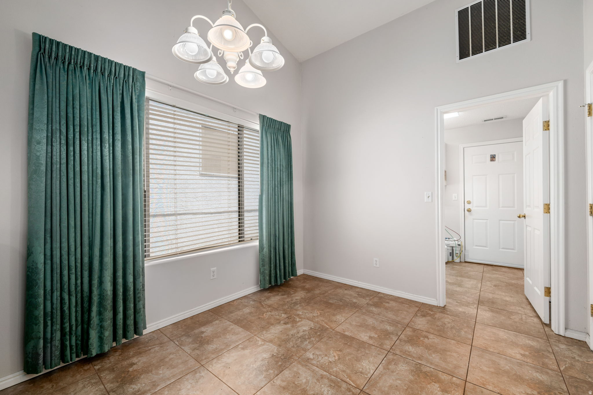 VISTA DEL SOL - Residential