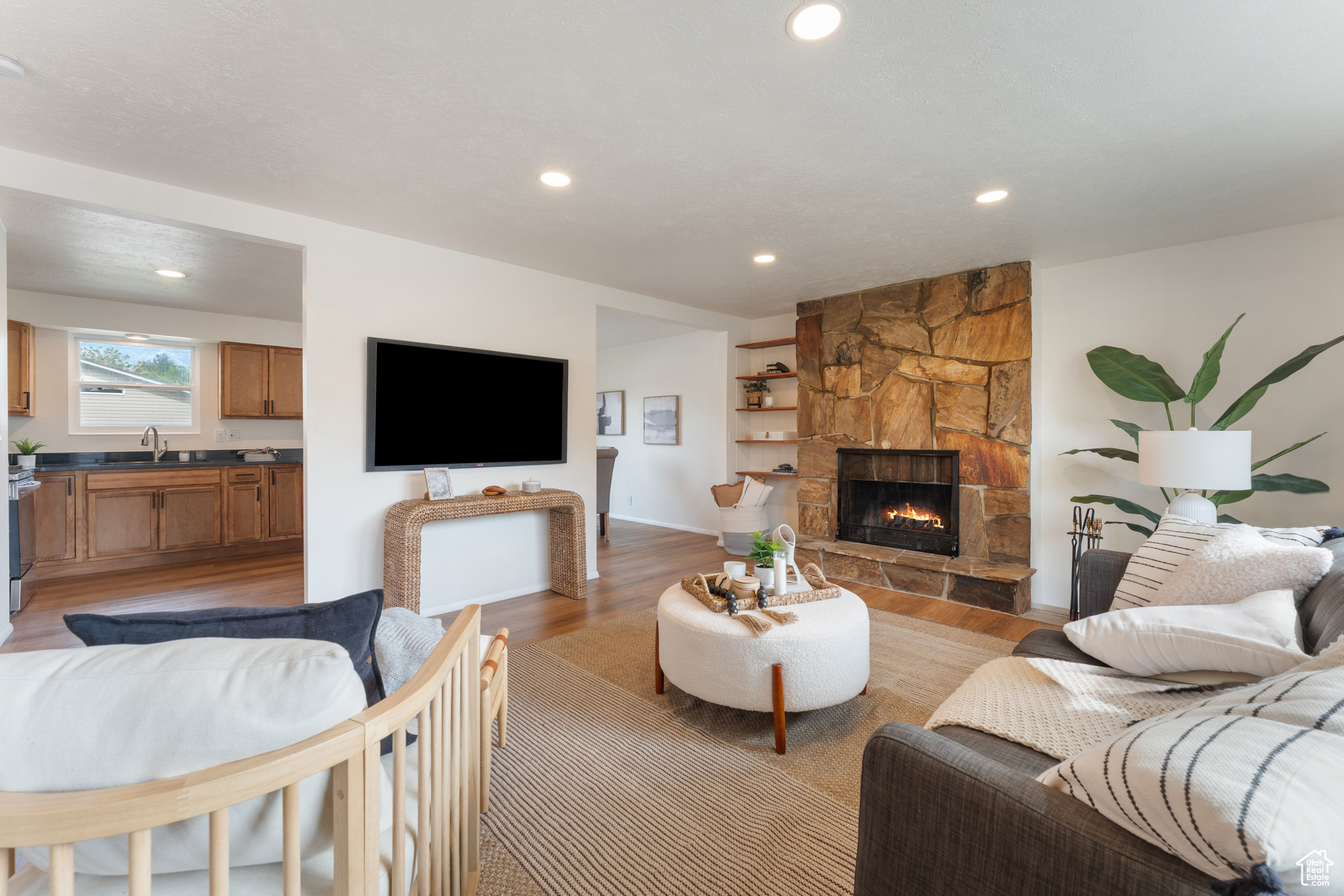 COUNTRY ESTA - Residential