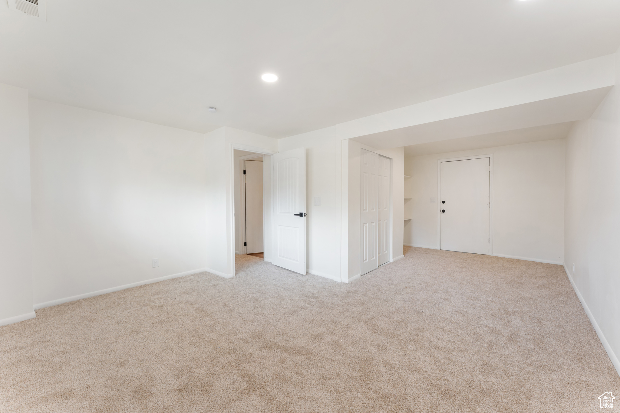 COUNTRY ESTA - Residential