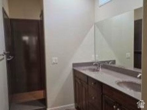 Tiny photo for 1695 W GARNET DR, Saint George, UT 84790 (MLS # 2121492)