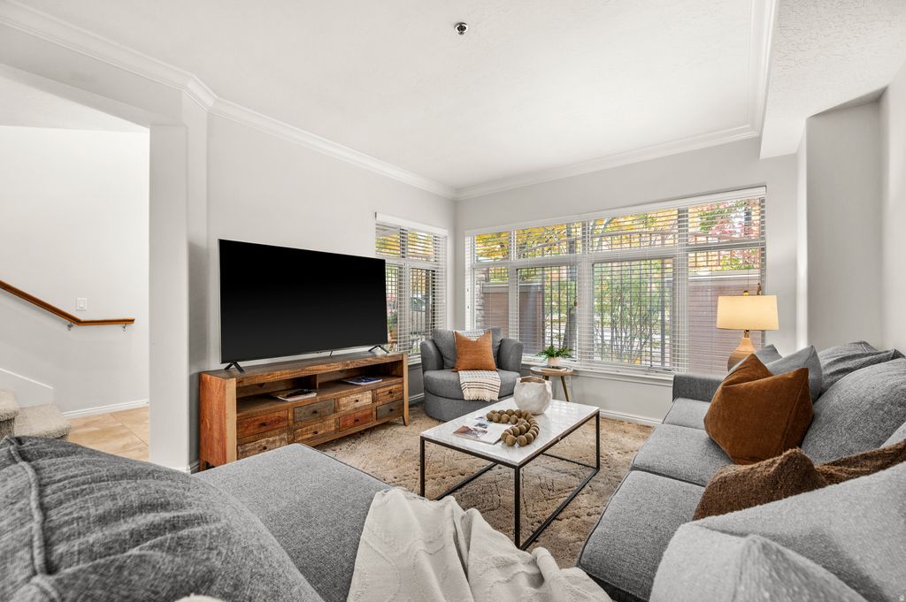 Photo of 5 S 500 W #104, Salt Lake City, UT 84101 (MLS # 2121797)