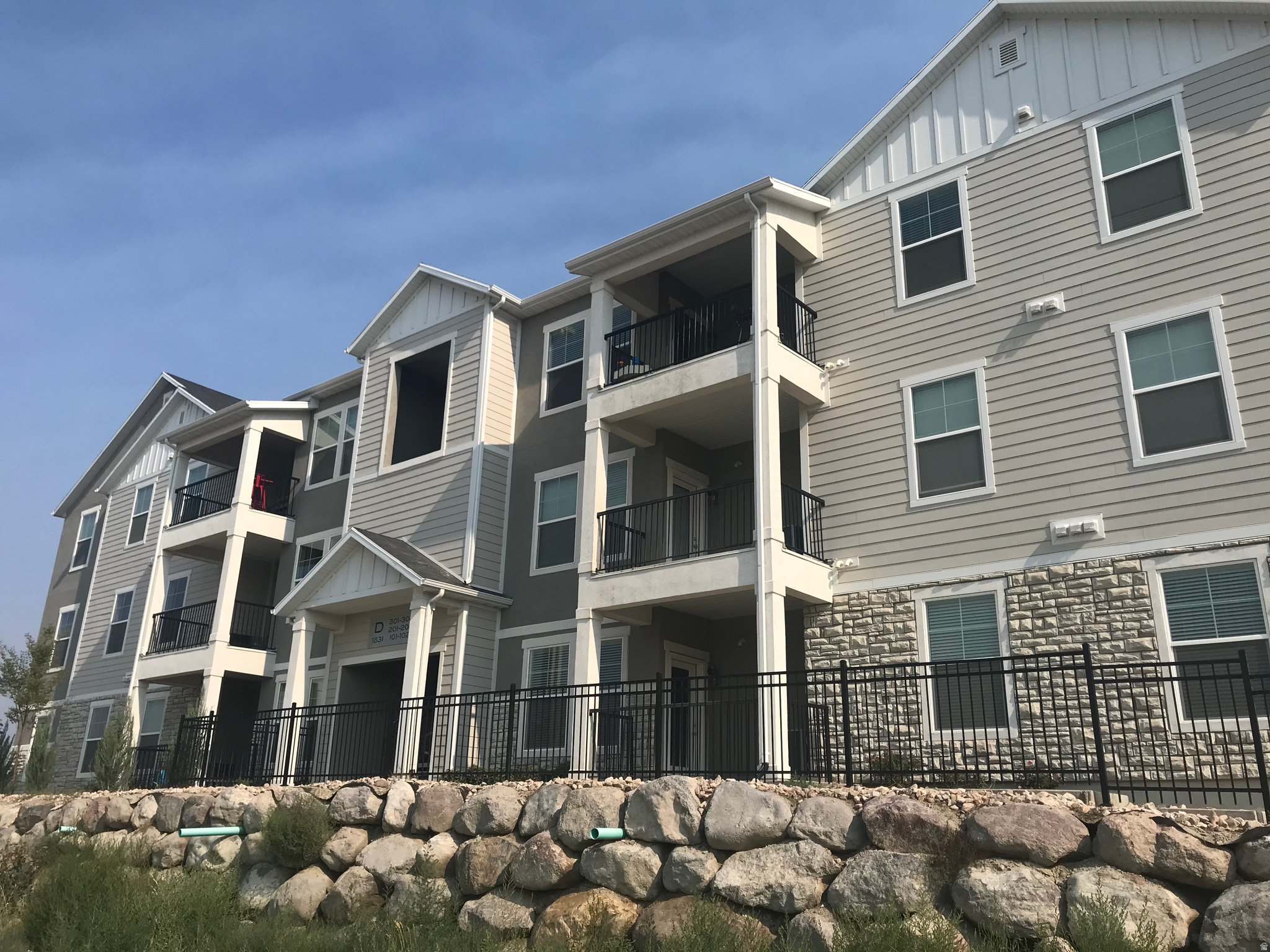 QUAILHILL - Residential