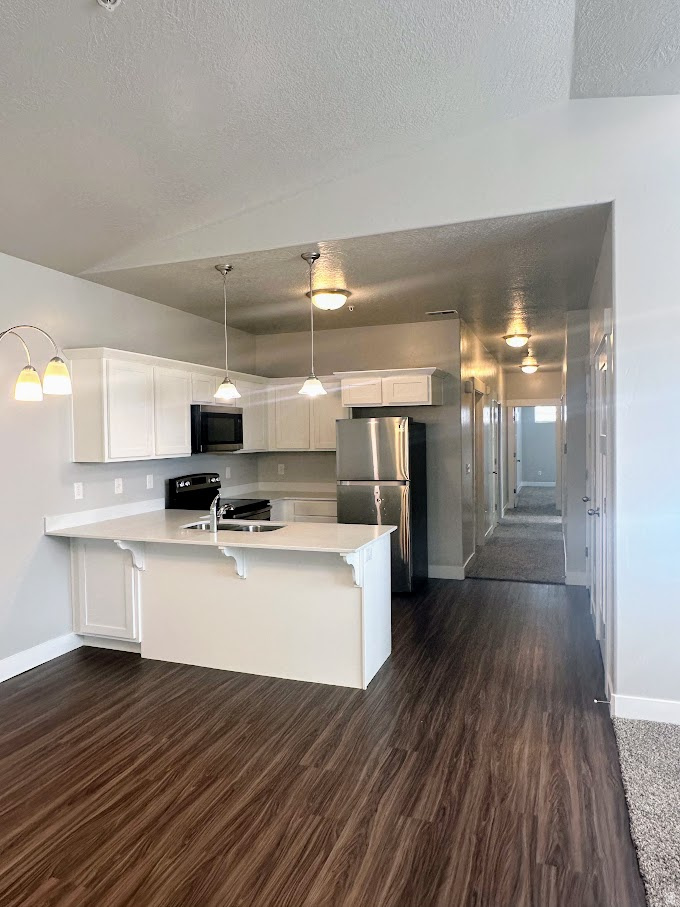 QUAILHILL - Residential