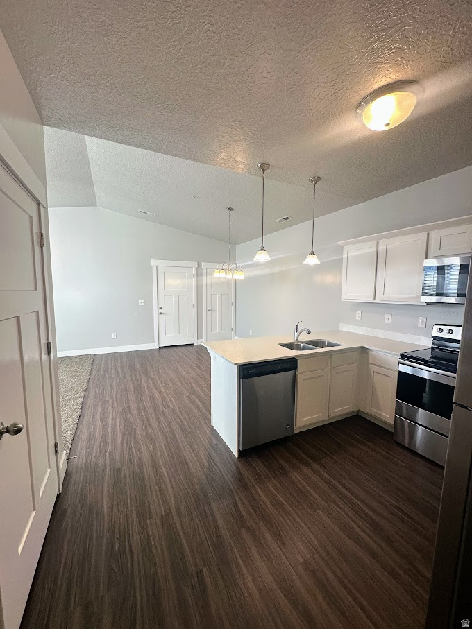 QUAILHILL - Residential