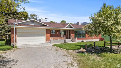 3647 MAPLE CREEK RD N Franklin ID 83237