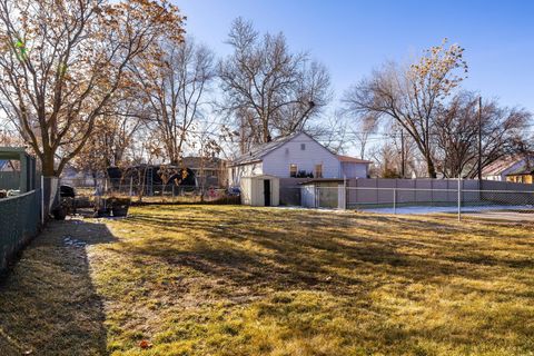 Tiny photo for 26 SYLVIA DR, South Ogden, UT 84405 (MLS # 2134847)