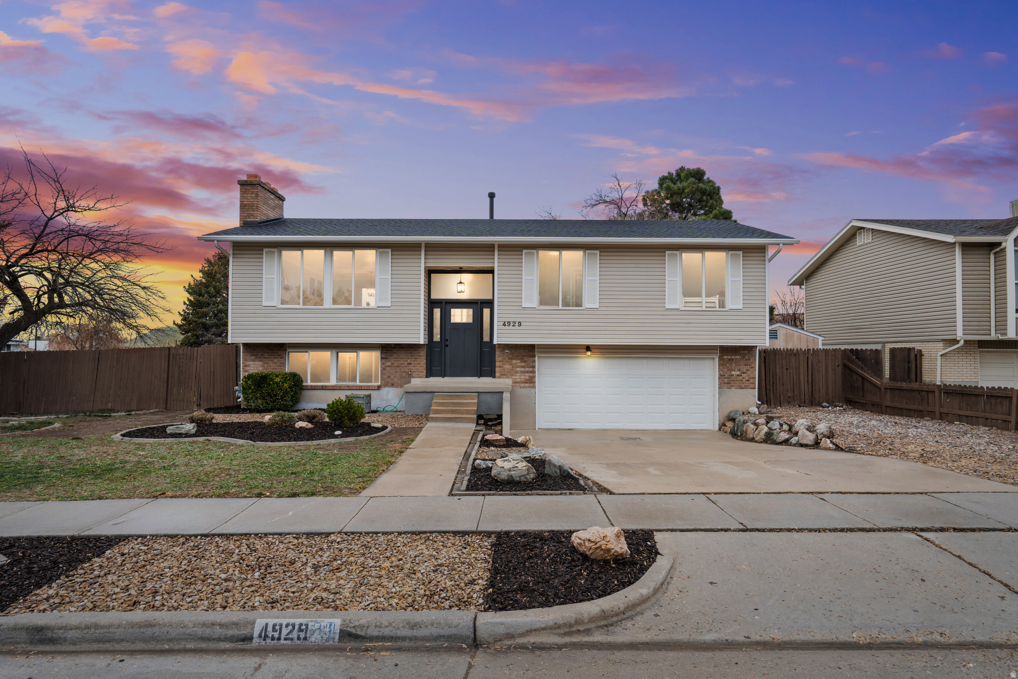 GREEN TREE #3 - Residential