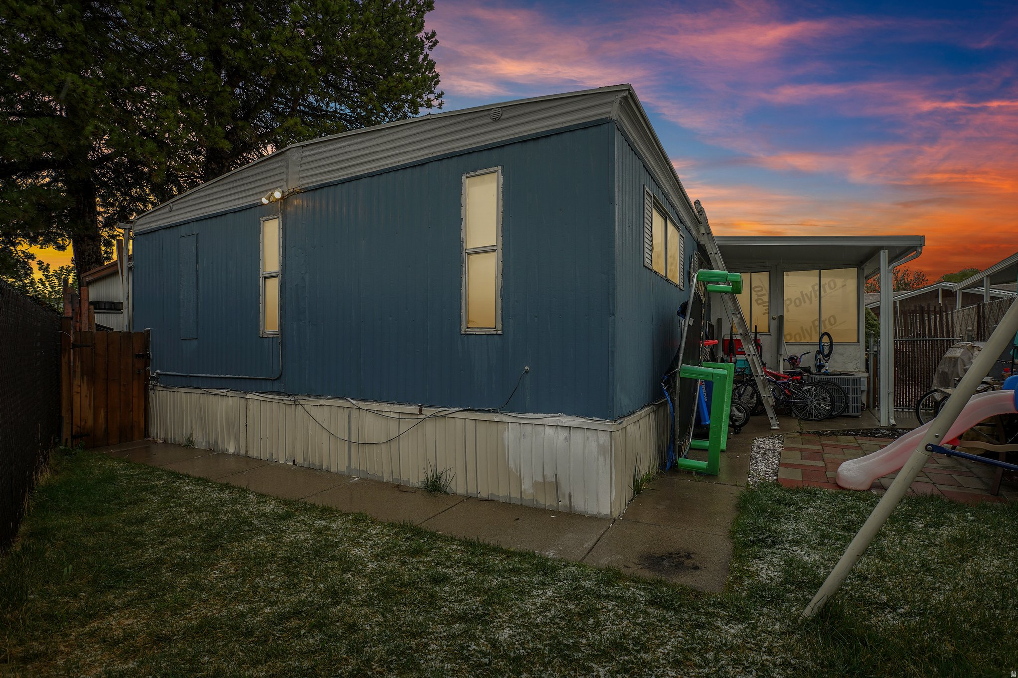 MAJESTIC MEADOWS - Residential