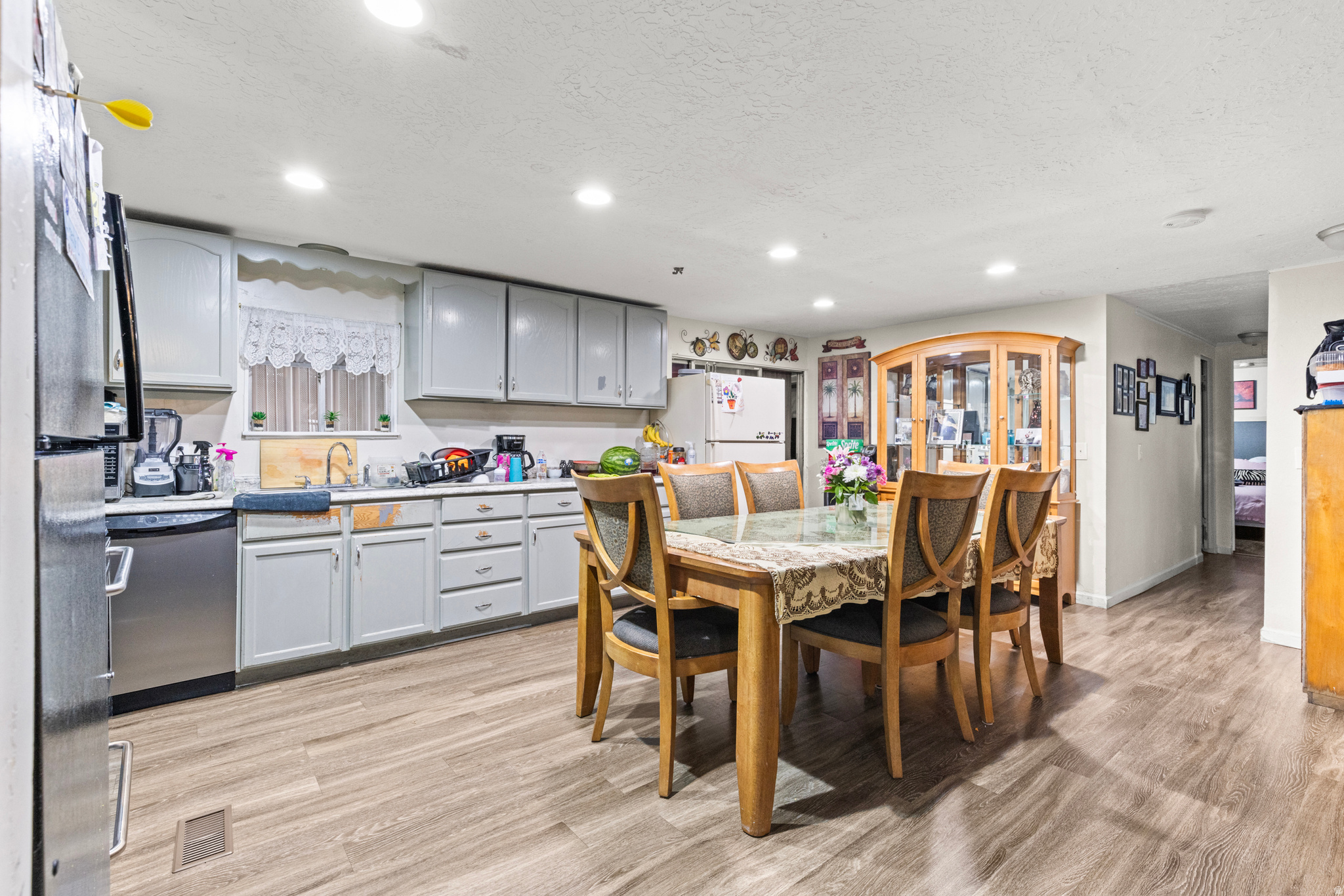 MAJESTIC MEADOWS - Residential