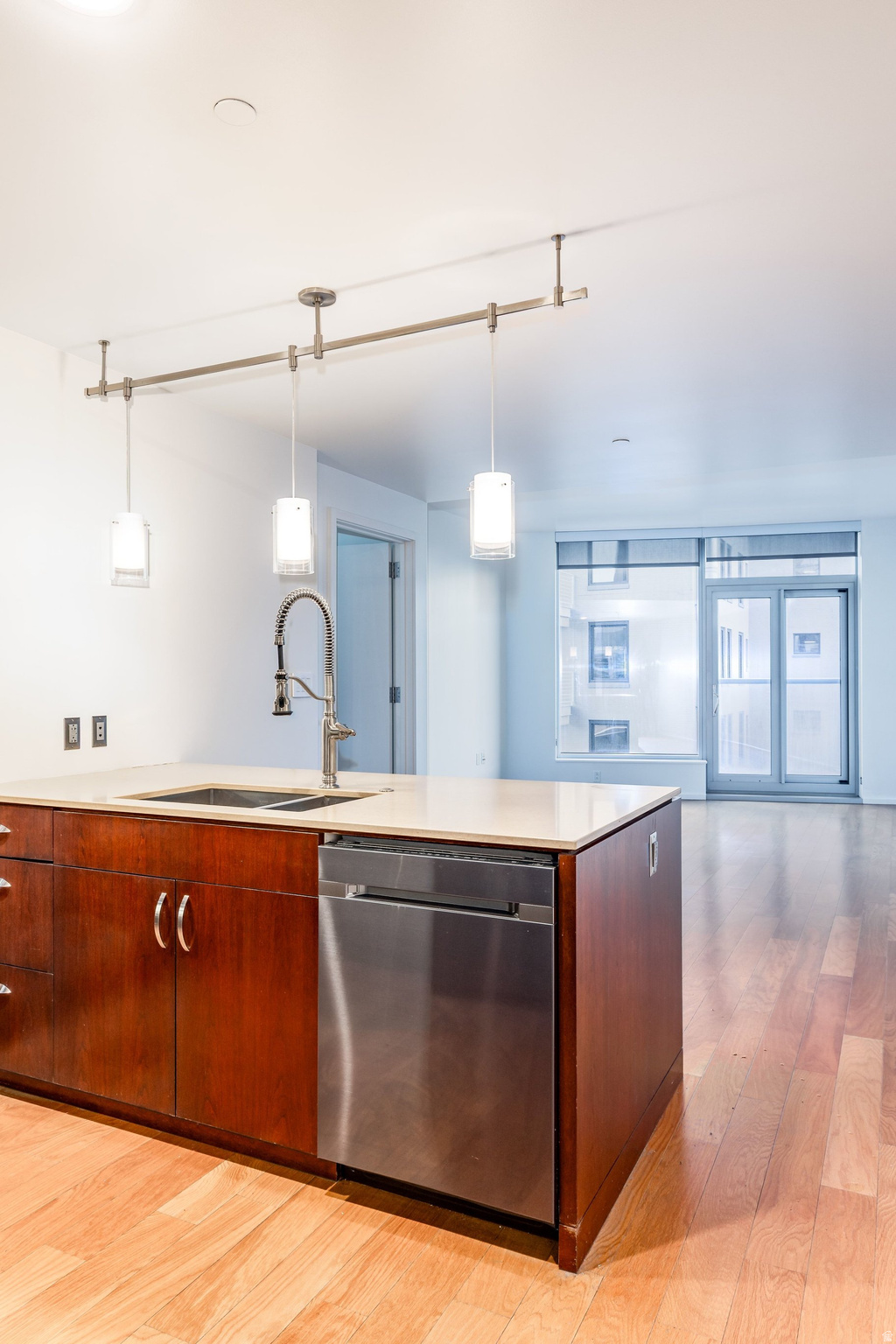 THE REGENT - Residential