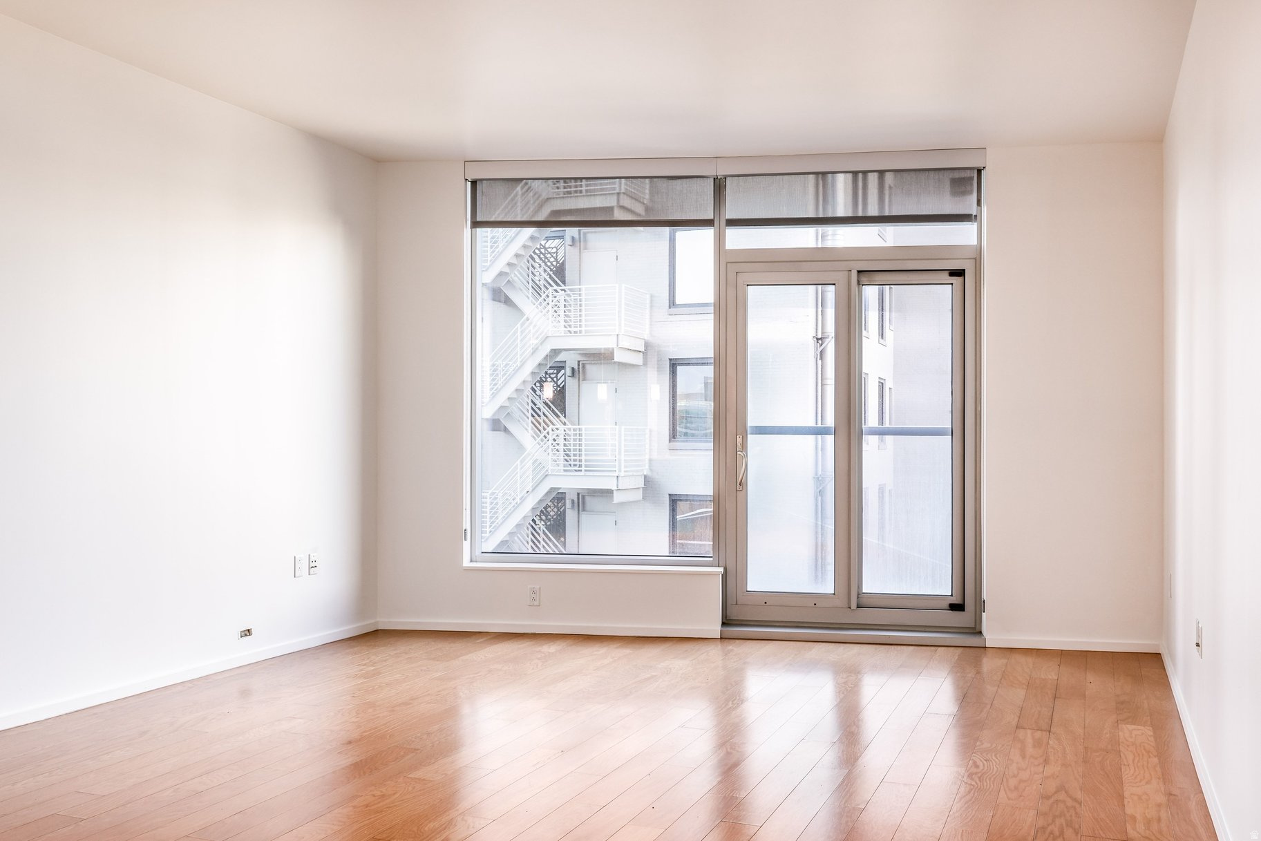 THE REGENT - Residential