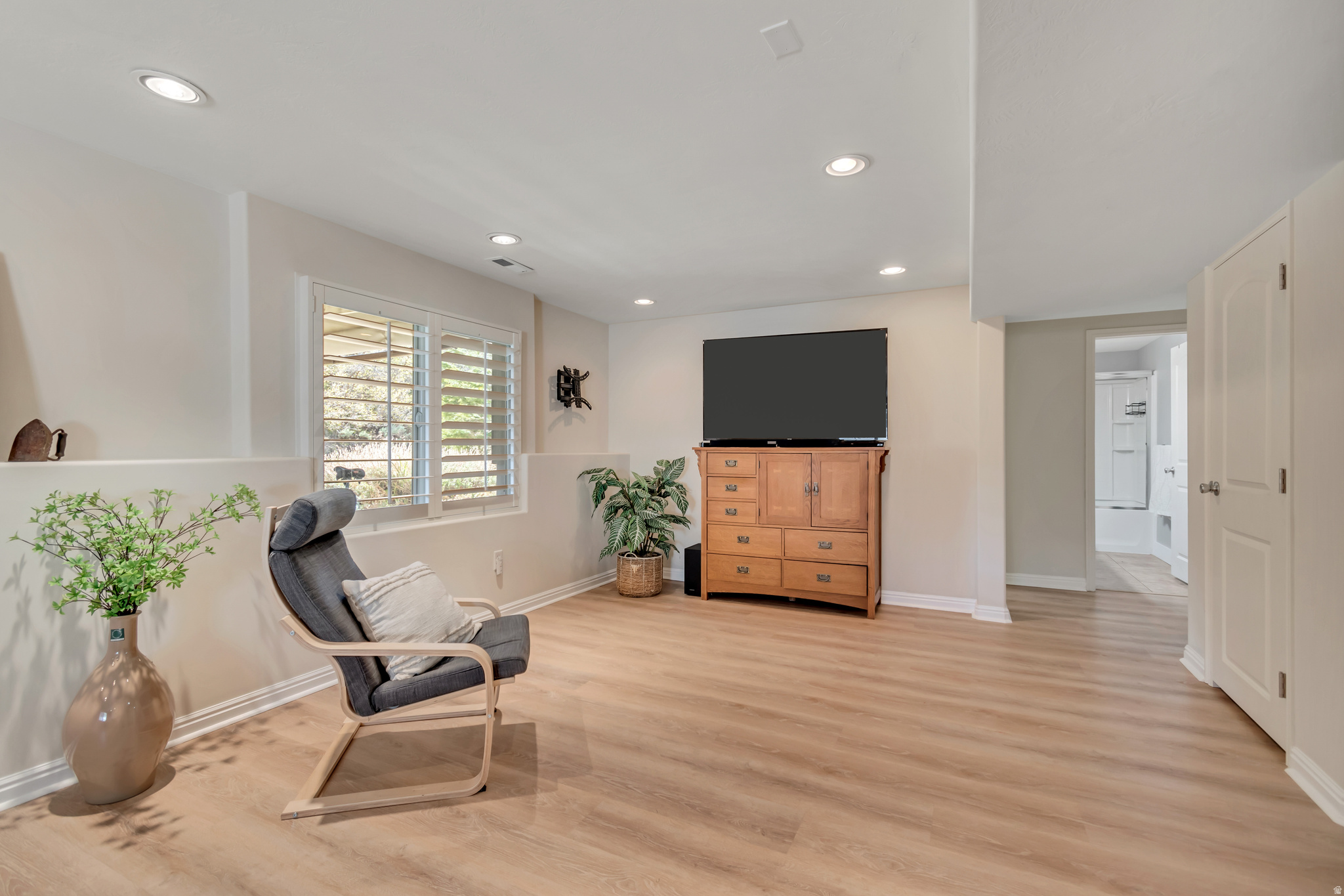 MAPLE HOLLOW - SUNCREST - Residential