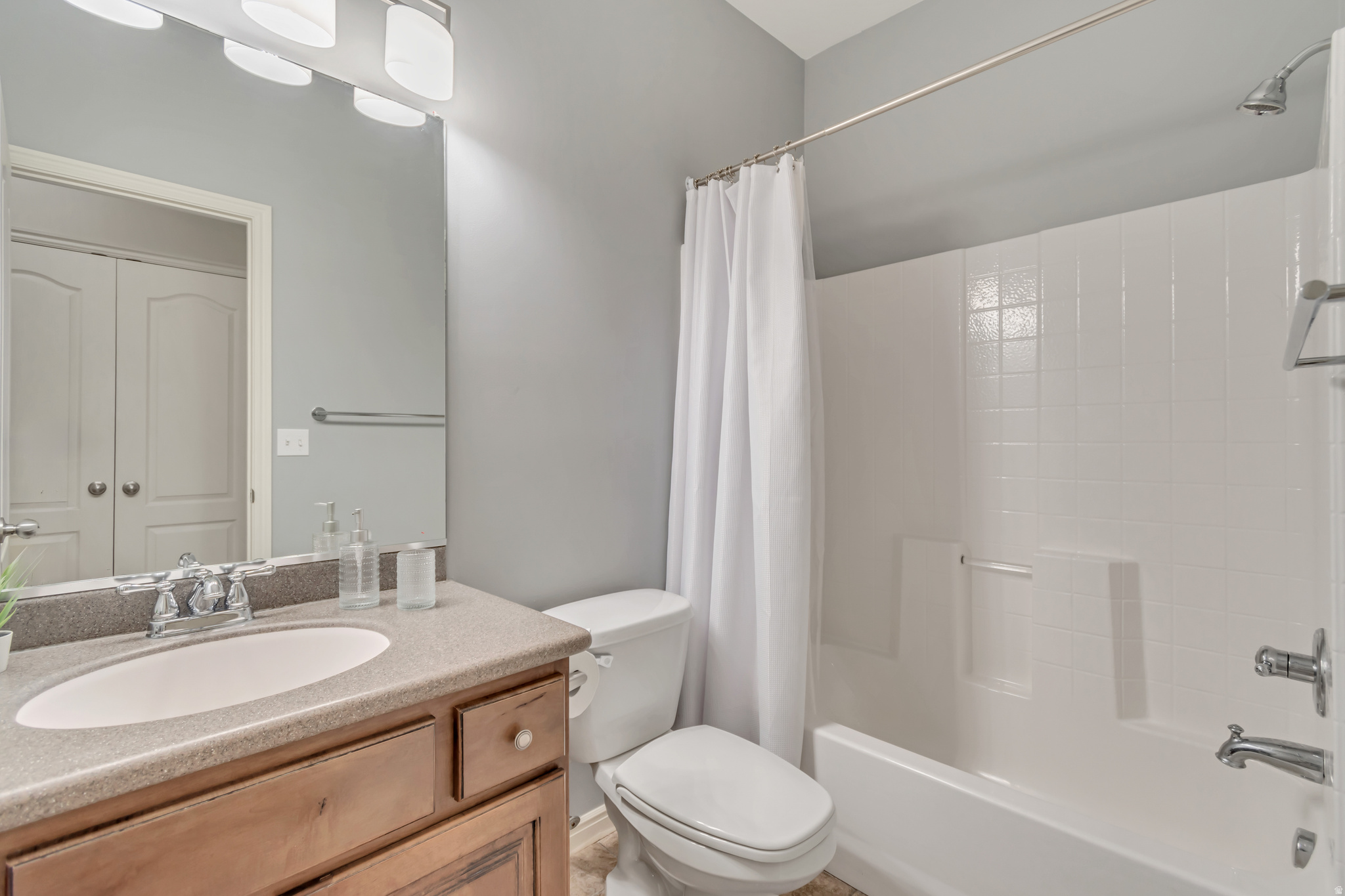 MAPLE HOLLOW - SUNCREST - Residential