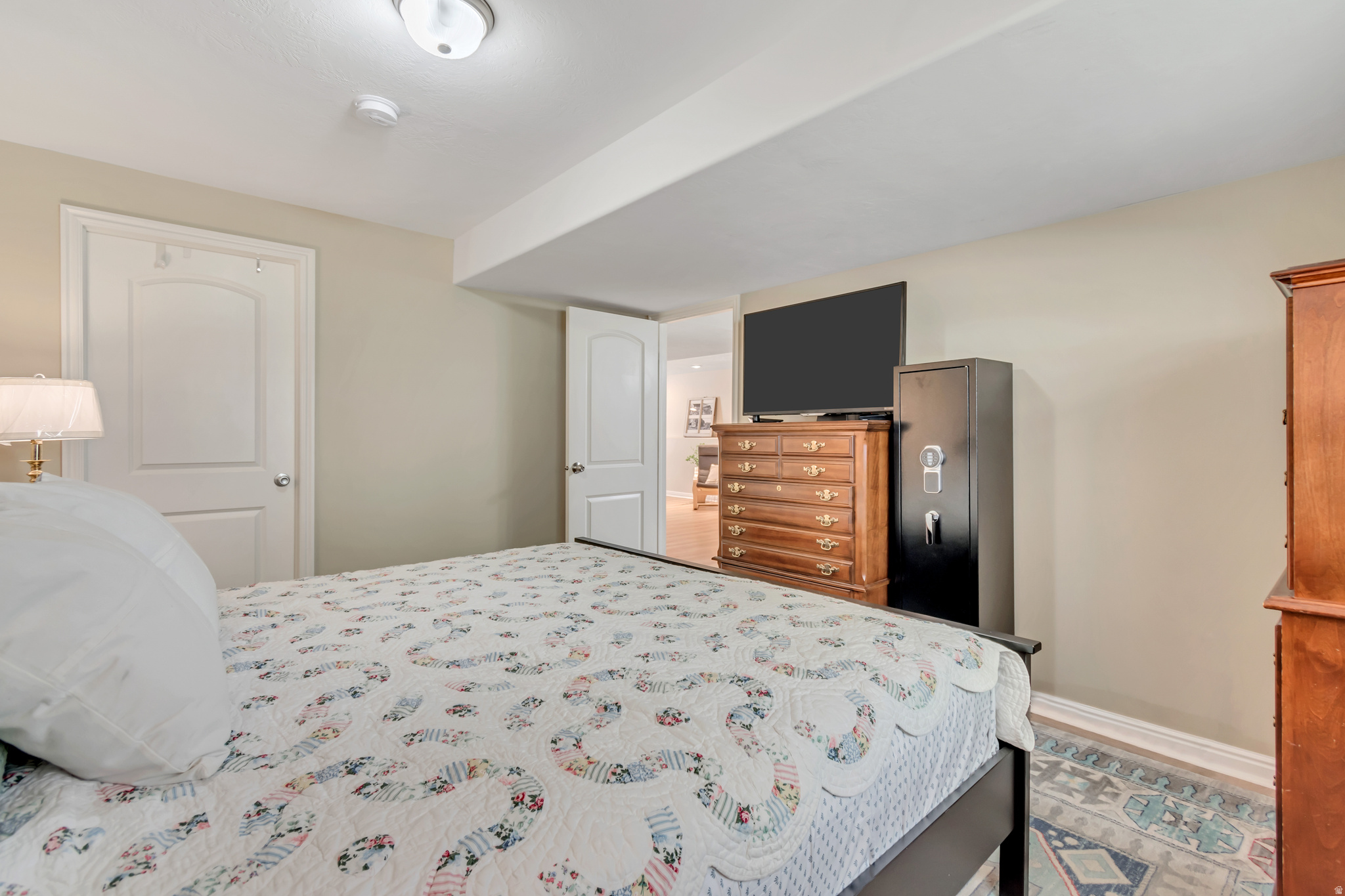 MAPLE HOLLOW - SUNCREST - Residential