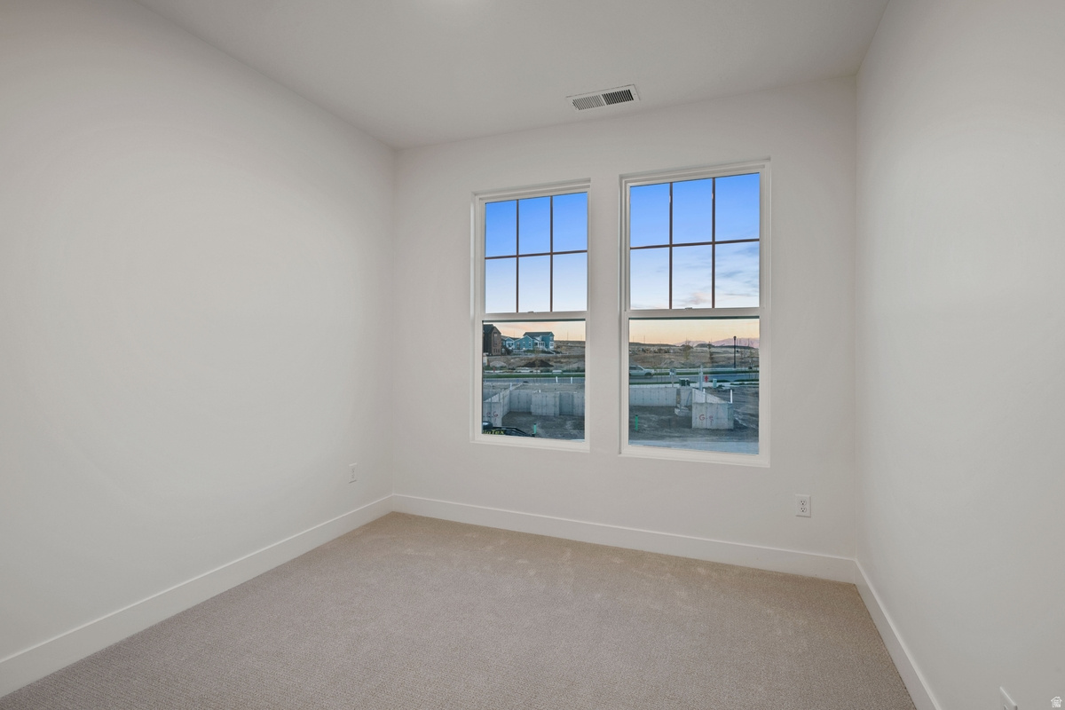 DAYBREAK - Residential