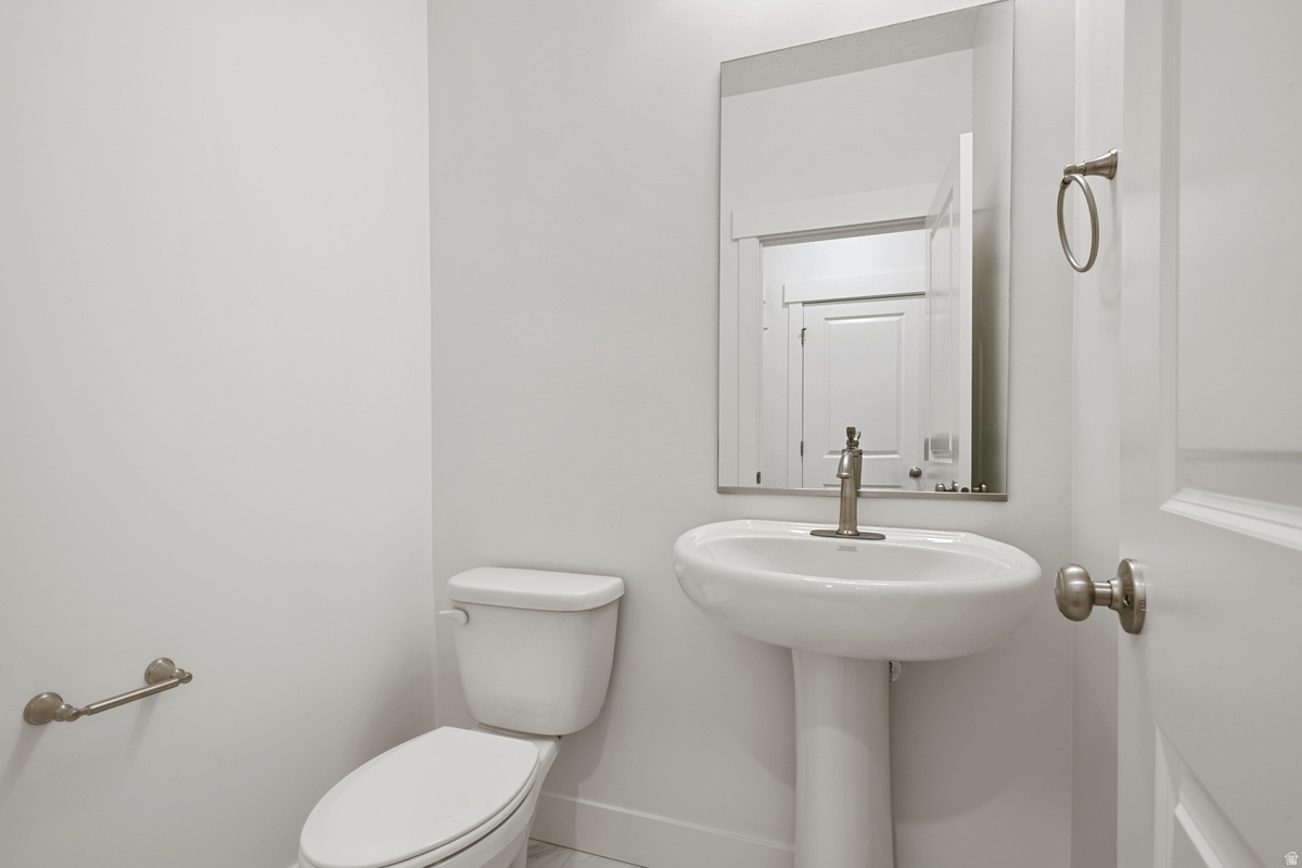 DAYBREAK - Residential