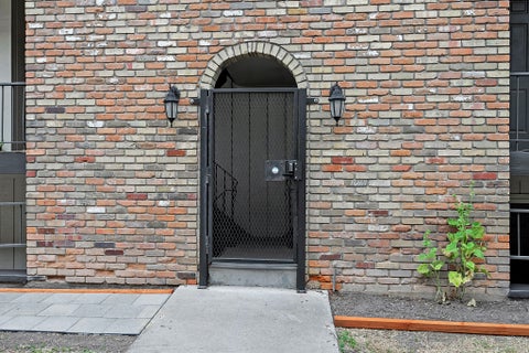 Tiny photo for 828 S 500 E, Salt Lake City, UT 84102 (MLS # 2166310)