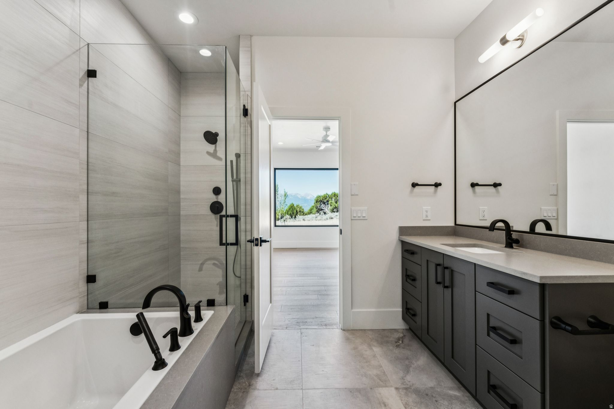 RED LEDGES - Residential