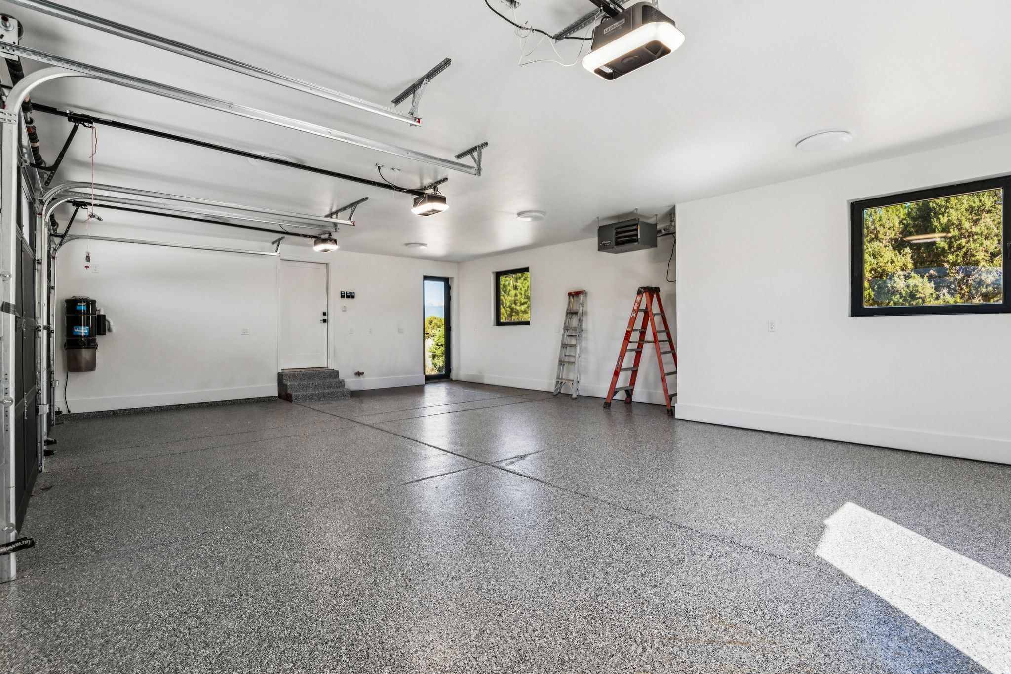 RED LEDGES - Residential