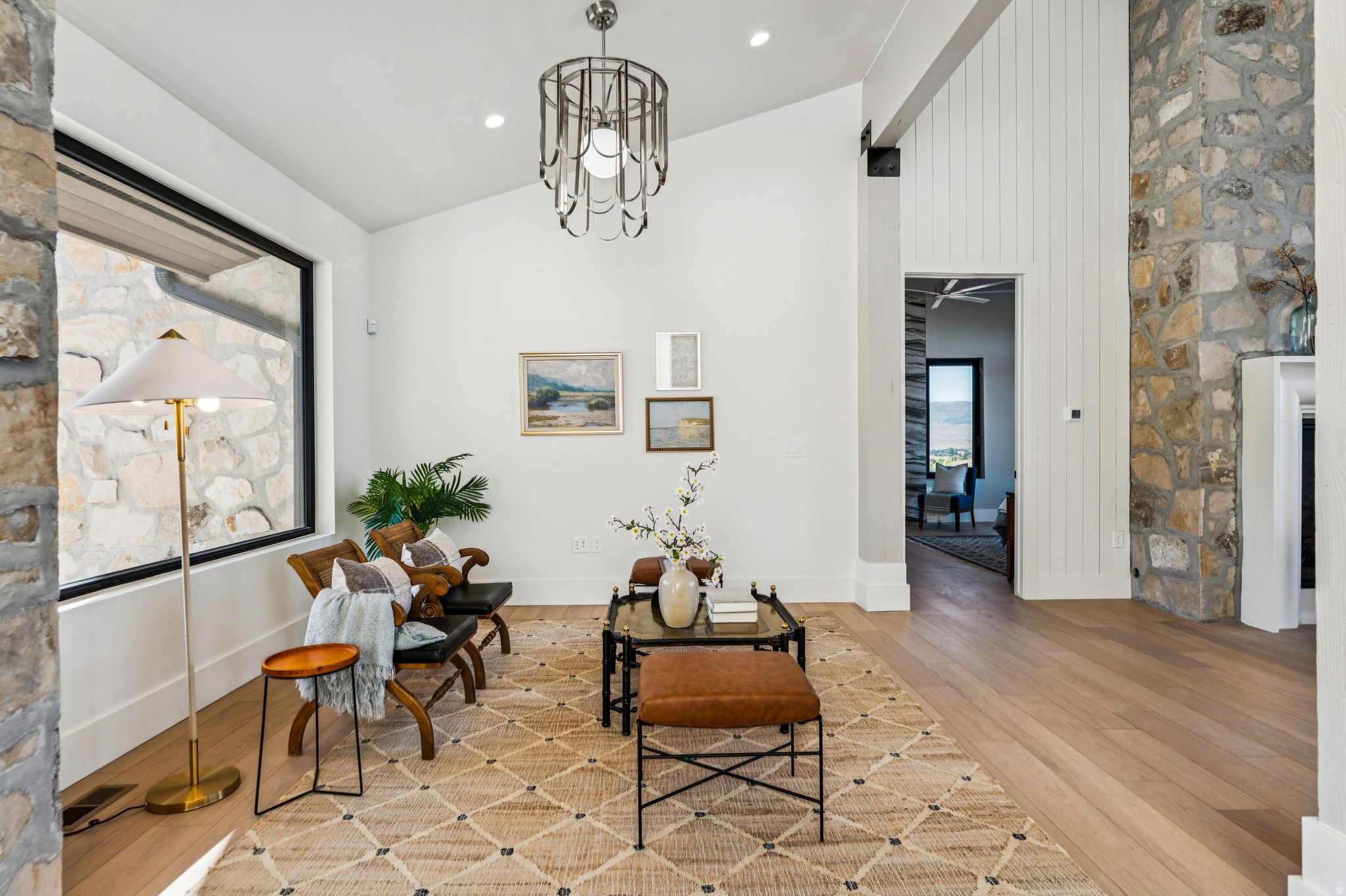 RED LEDGES - Residential