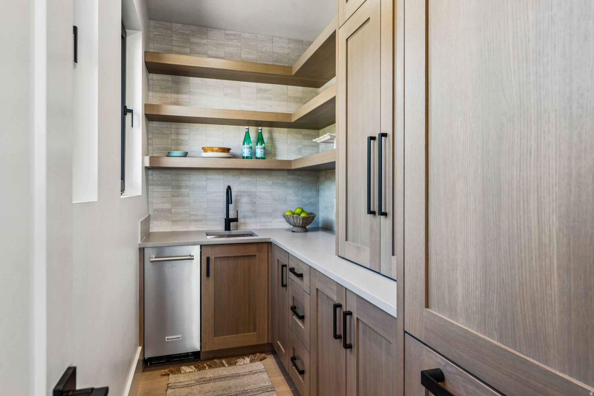 RED LEDGES - Residential