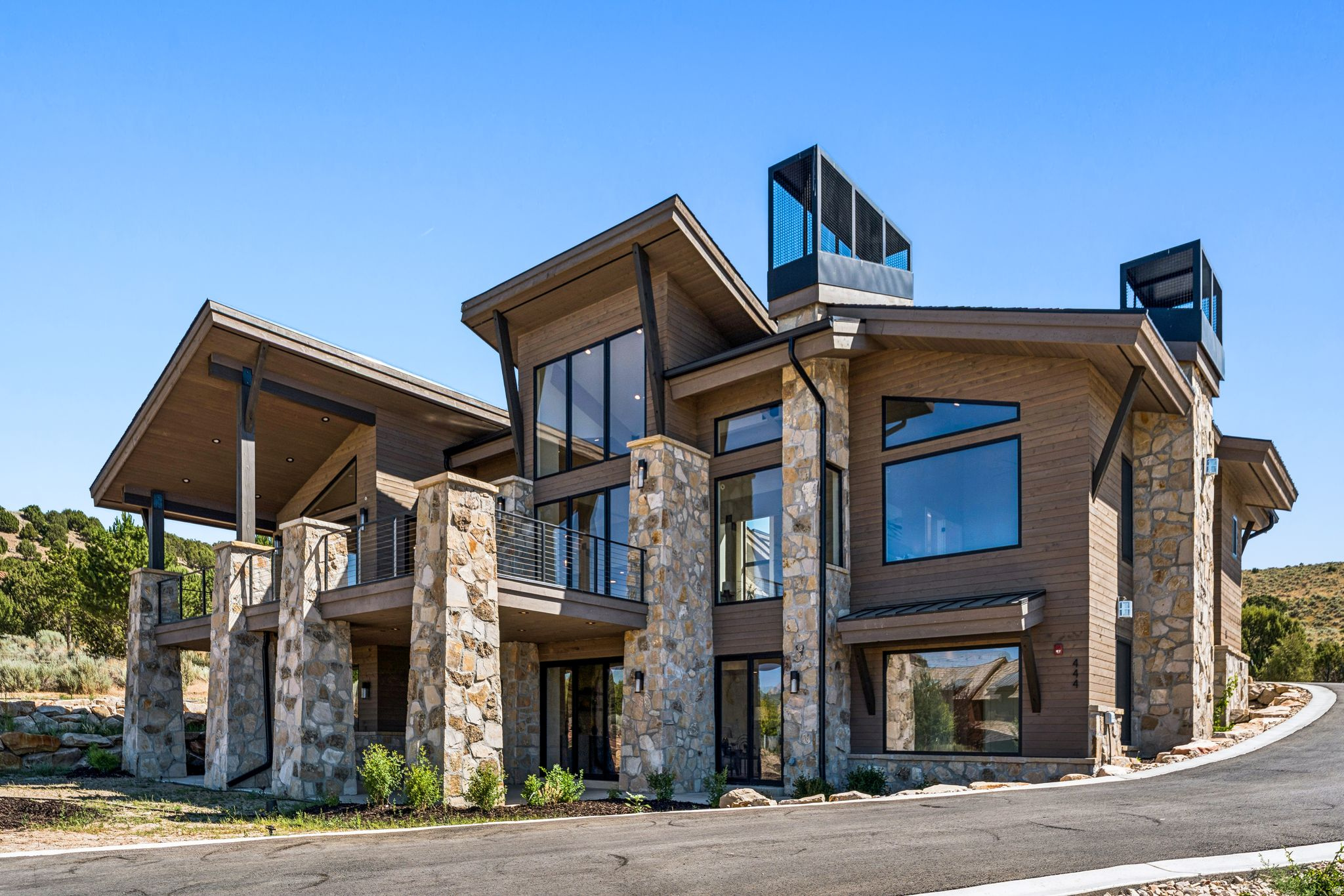 RED LEDGES - Residential