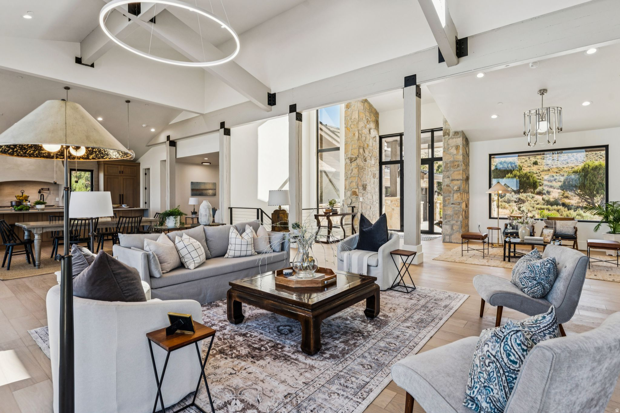 RED LEDGES - Residential