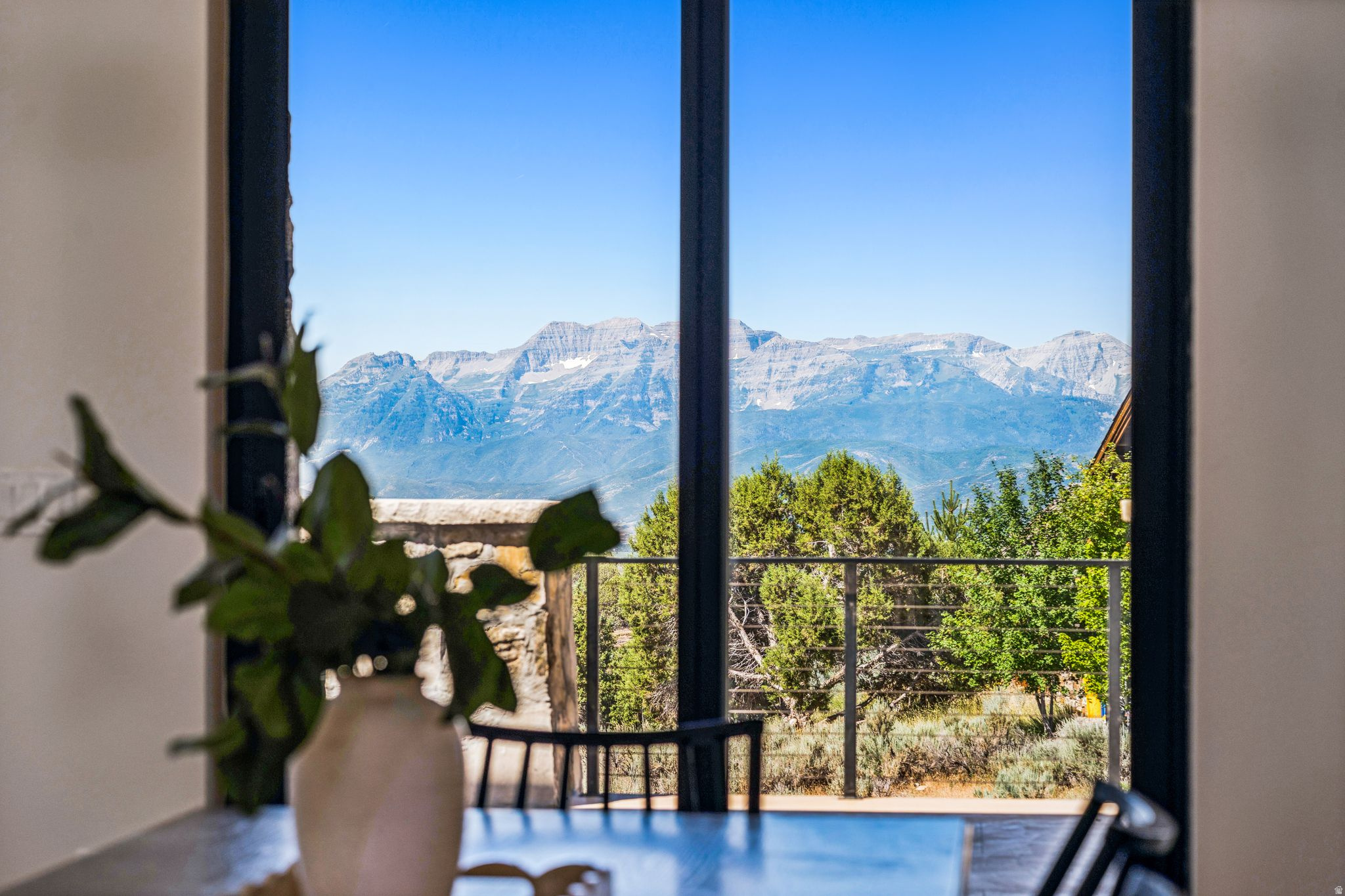 RED LEDGES - Residential