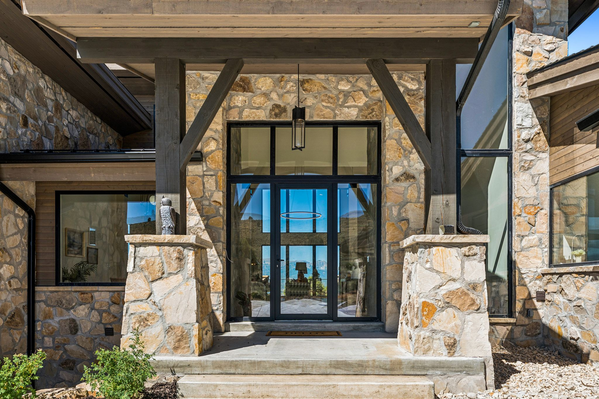 RED LEDGES - Residential