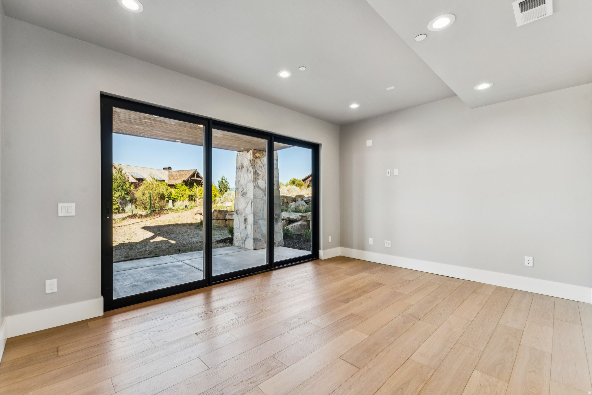 RED LEDGES - Residential