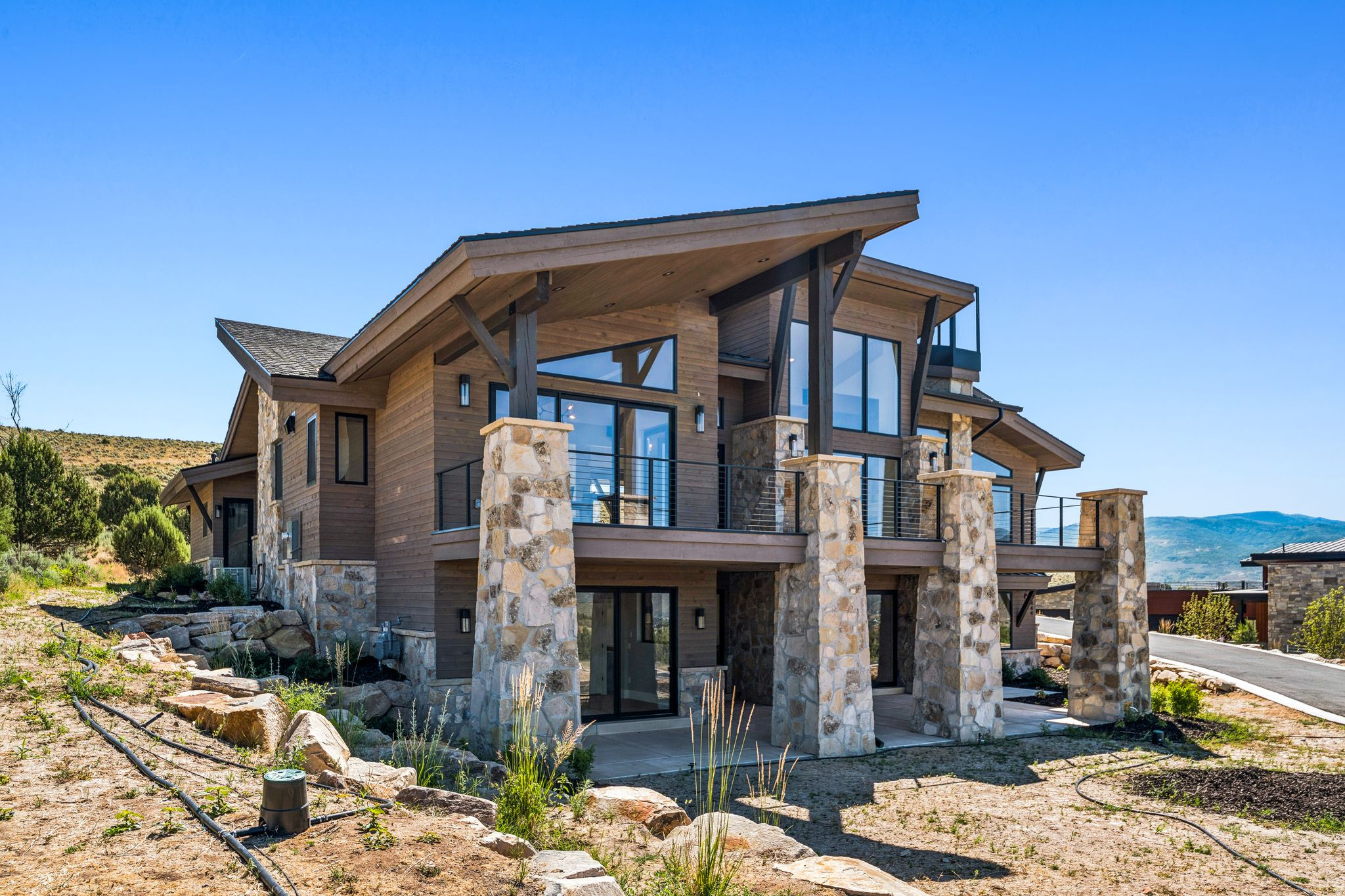 RED LEDGES - Residential
