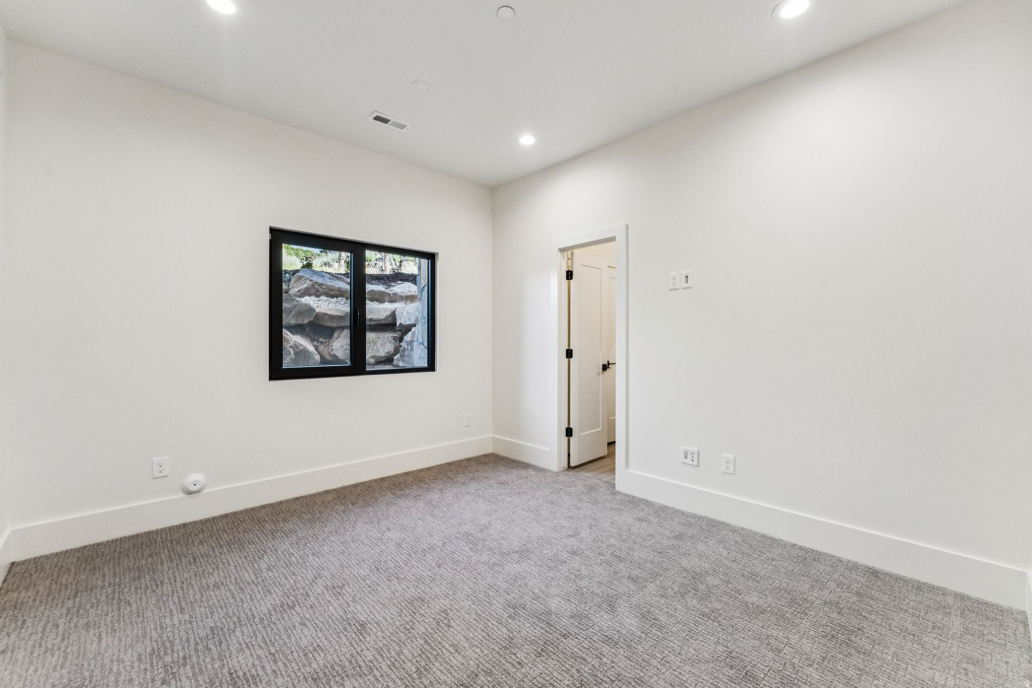 RED LEDGES - Residential