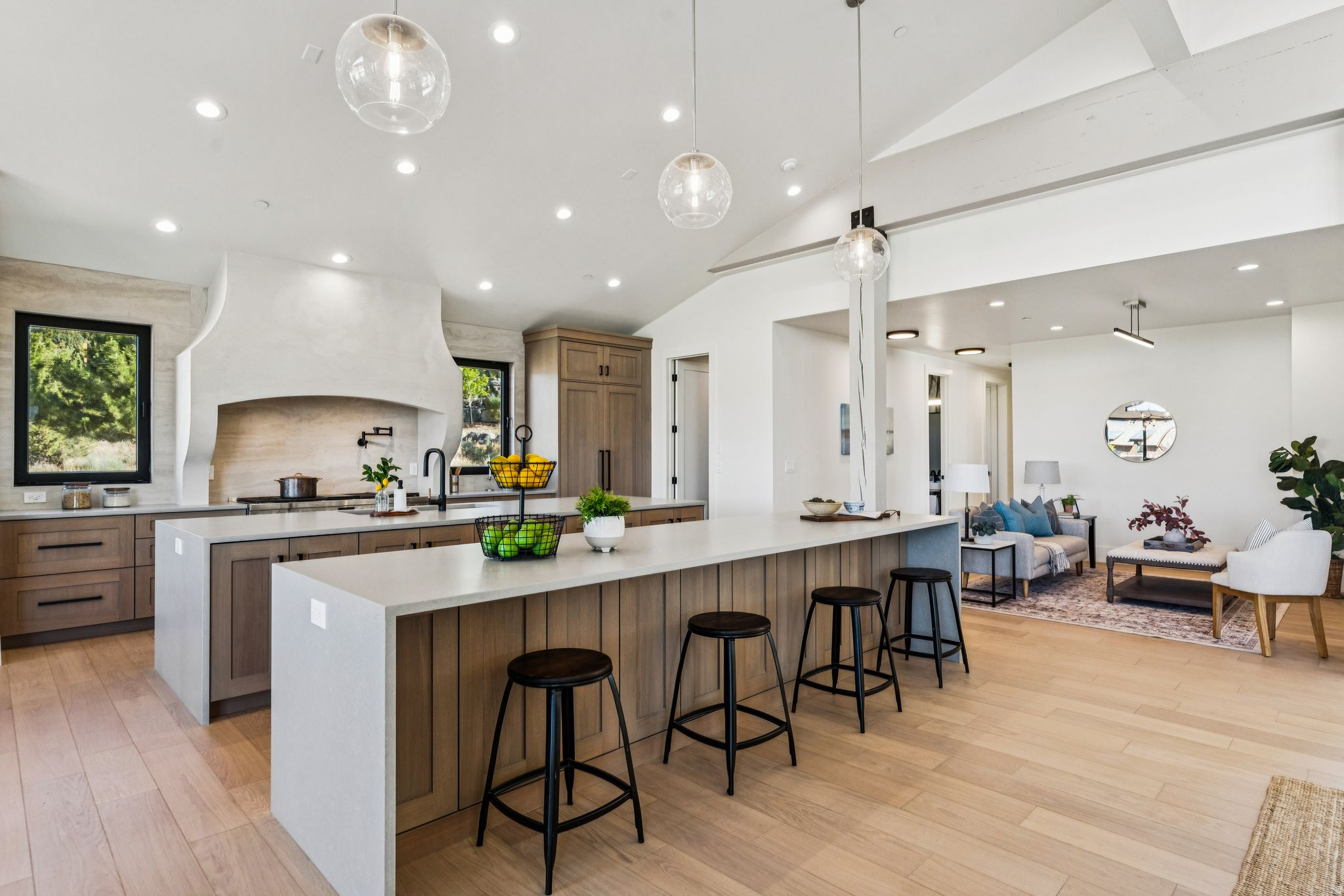 RED LEDGES - Residential