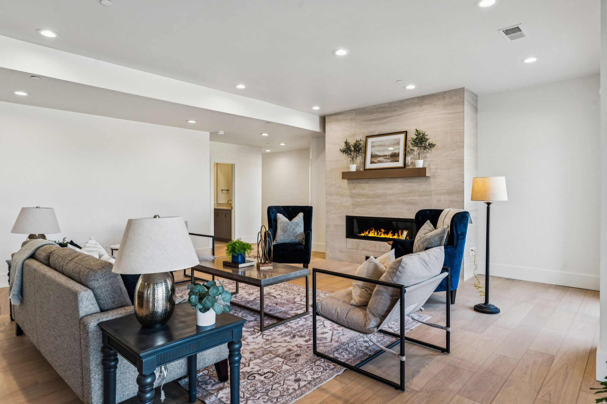 RED LEDGES - Residential