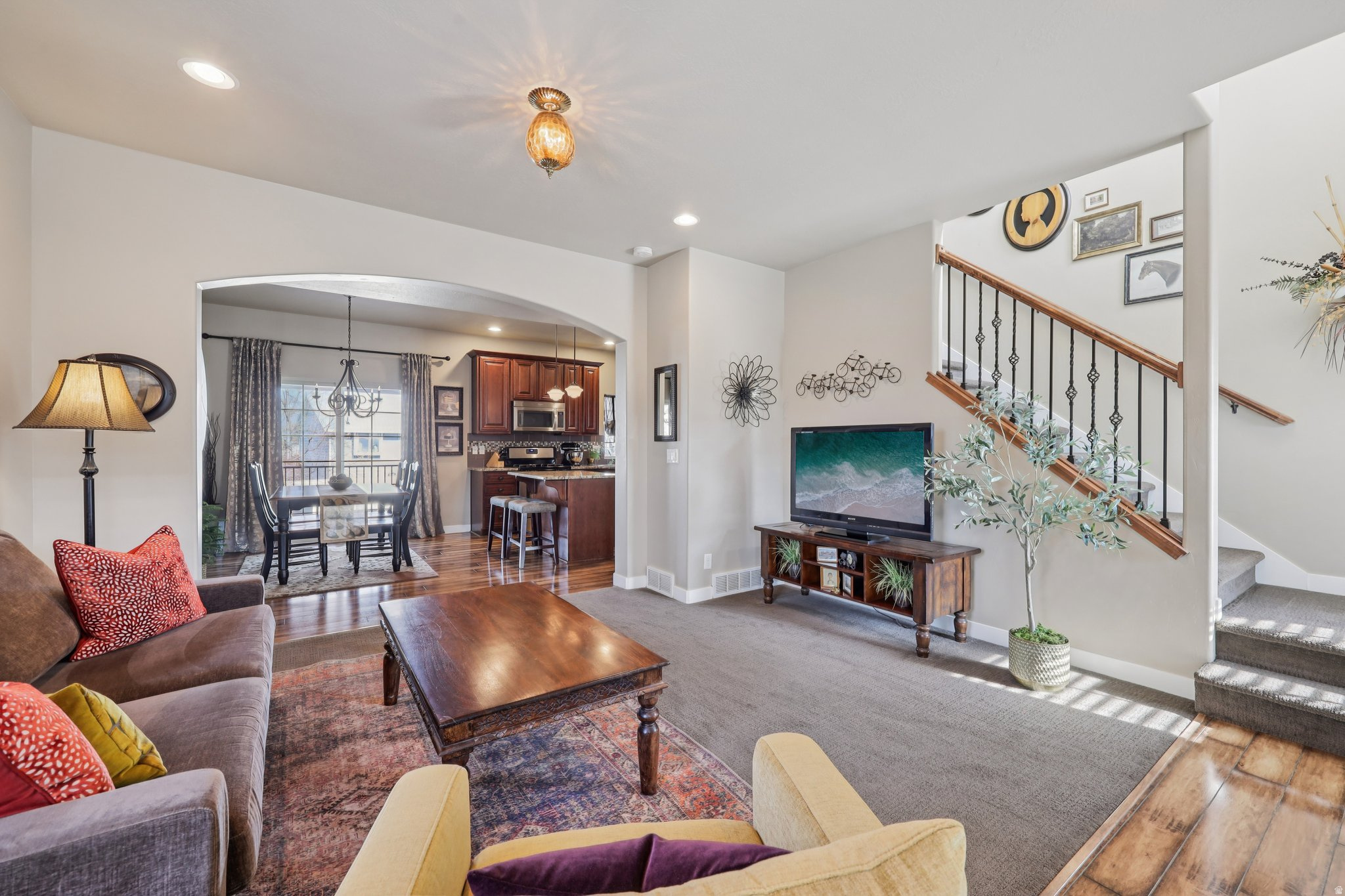 GARDEN GLEN - Residential