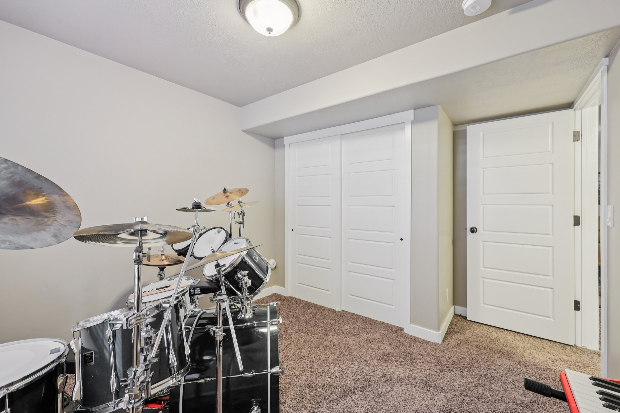 GARDEN GLEN - Residential