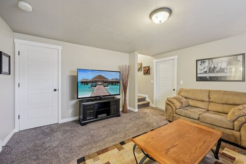 Tiny photo for 227 E ST GERMAIN WAY, Sandy, UT 84070 (MLS # 2129787)