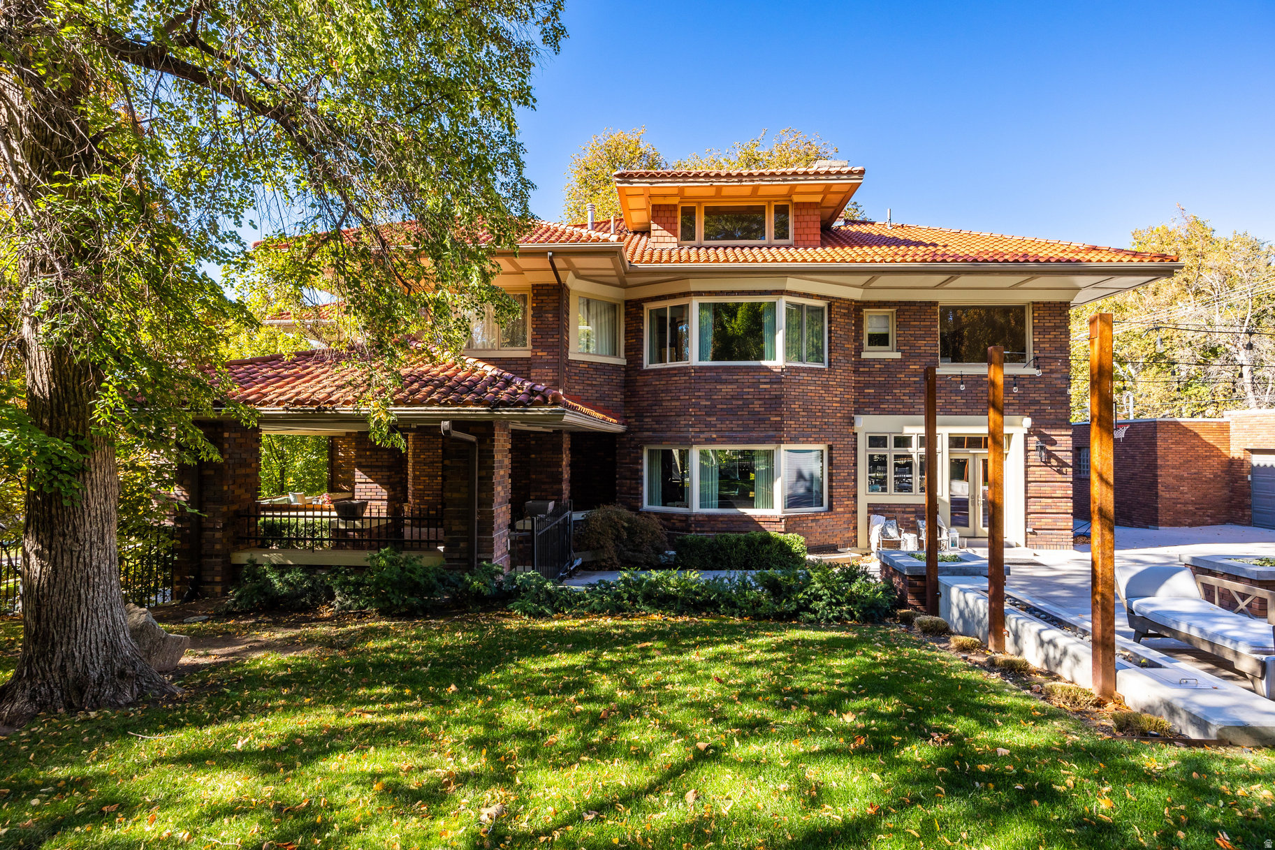 POPPERTON PLACE - Residential