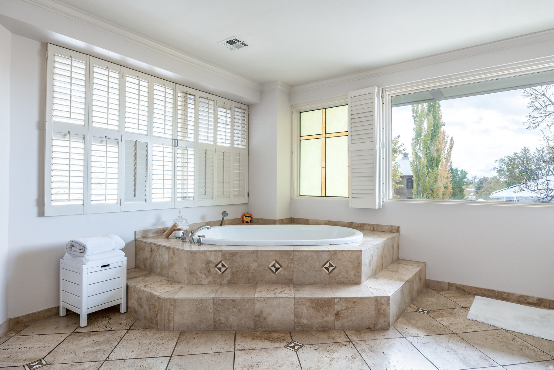 POPPERTON PLACE - Residential