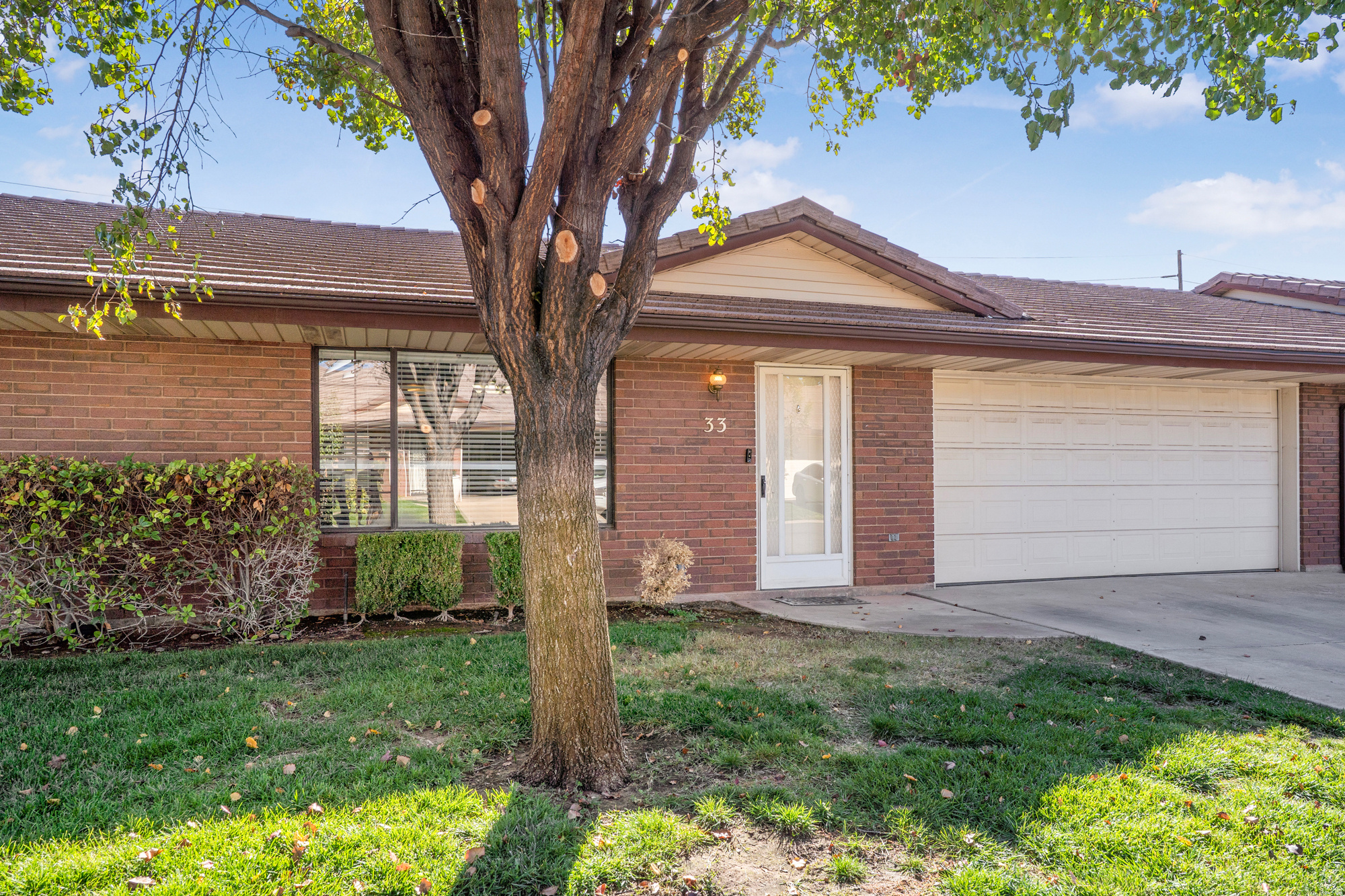 COTTONWOOD TH 4 - Residential